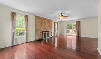 6204 GALLERY St, Bowie, MD 20720