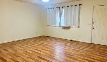 923 Rosemary St, Aurora, MO 65605