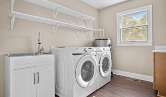 9729 TIMMONSTOWN Rd, Berlin, MD 21811