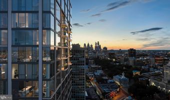 1-5 DOCK St PH2702, Philadelphia, PA 19106