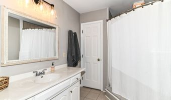 3840 W 38th St, Anderson, IN 46011