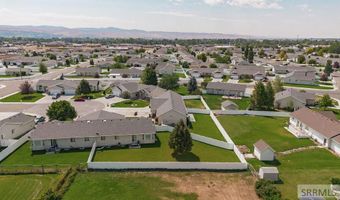 932 S Clara Ct, Ammon, ID 83406