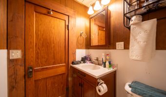 1801 Lee Center Rd, Amboy, IL 61310