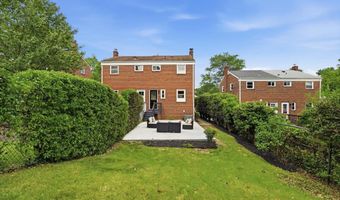 115 S IRIS St, Alexandria, VA 22304