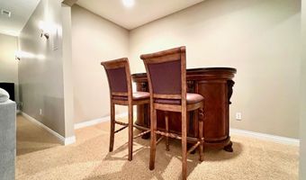 922 Meadowlake Ct, Bedford, IN 47421