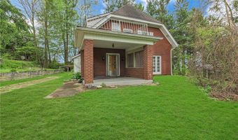 613 Briarcliff Dr, Aliquippa, PA 15001