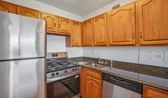 5225 POOKS HILL Rd #1705N, Bethesda, MD 20814