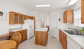 504 WEAVER Dr 504, Dover, DE 19901