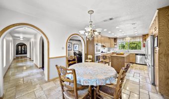 17832 Windsor Ln, Anderson, CA 96007