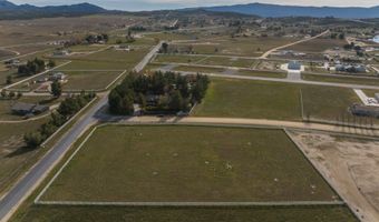 300 Flightline Way, Aguanga, CA 92536