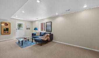 1525 SUNNY Hl, Cheyenne, WY 82001