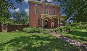 1715 Liberty St, Alton, IL 62002