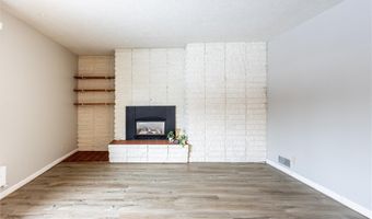 1124 Parkhill Dr, Billings, MT 59102