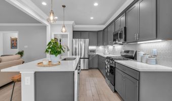 153 Le Moyne St, Bay St. Louis, MS 39520