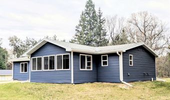 2009 9th Ave, Adams, WI 53910