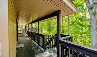 6409 Old Wood Rd, Ashtabula, OH 44004