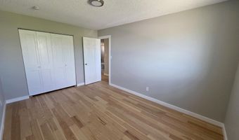 211 Jolley Ave, Douglas, WY 82633