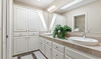 3276 W Hillcrest Ln, Boise, ID 83705