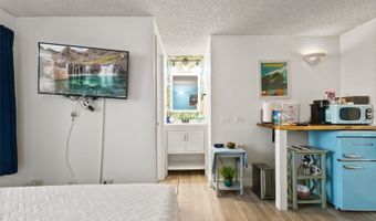 2463 Kuhio Ave 307, Honolulu, HI 96815