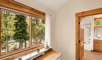 16396 Skyline Dr, Bend, OR 97703