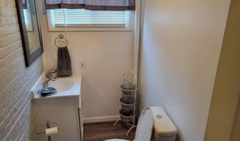 128 E Montford Ave, Ada, OH 45810