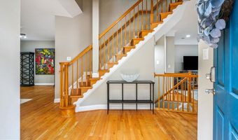 1057 GRAND OAK Way, Rockville, MD 20852