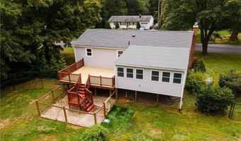 75 Hickory Dr, North Kingstown, RI 02852