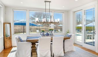 1048 Ocean Rd, Narragansett, RI 02882