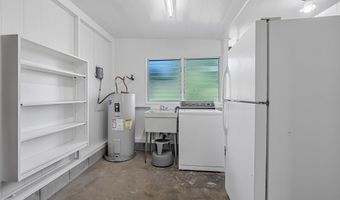 1610- A KINOOLE St, Hilo, HI 96720