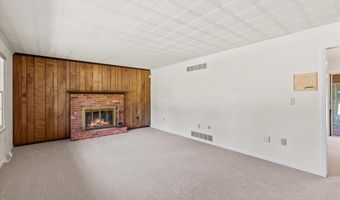 25 MEADOW GLEN Dr, Dover, DE 19901