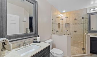 191 SOMERVELLE St 205, Alexandria, VA 22304