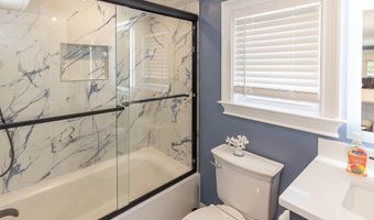 55 Swan Ave, Old Lyme, CT 06371
