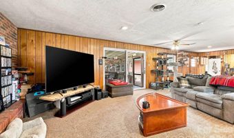 376 School Rd E, Asheville, NC 28803