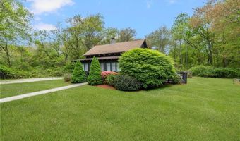 4 Ottawa Trl, Narragansett, RI 02882