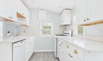 325 15th Ave, Belmar, NJ 07719