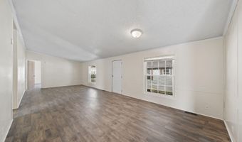 521 Rio Grande Dr, Adrian, MI 49221