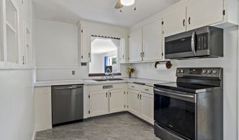 238 Lake St, Bellingham, MA 02019