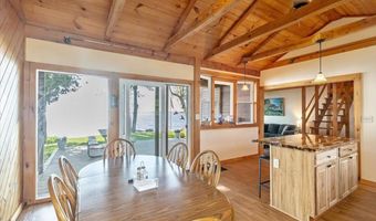 39 Bourdeau Ln N, Alburgh, VT 05440