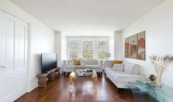 12 Mt. Vernon St 5, Newport, RI 02840