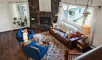6150 Collins Cir, Anchorage, AK 99502