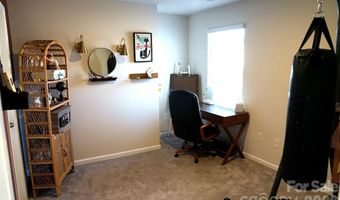 50 Parkwood Ct, Camden, SC 29020
