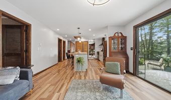 4 Clark Island Rd, Amherst, NH 03031