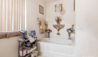 7941 Mossycup Dr, Charlotte, NC 28215