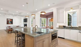 6213 DAHLONEGA Rd, Bethesda, MD 20816