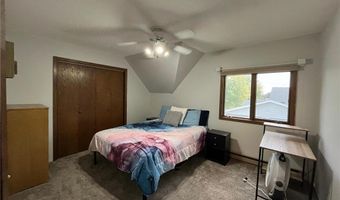 96 E Park St, Cottonwood, MN 56229
