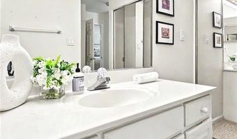 28402 Plantation Dr NE, Atlanta, GA 30324