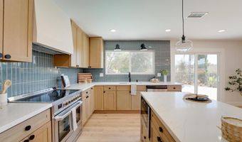 10236 Lake Meadow Ln, Escondido, CA 92026