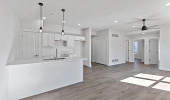 2771 Gady Pines Dr, Adrian, MI 49221