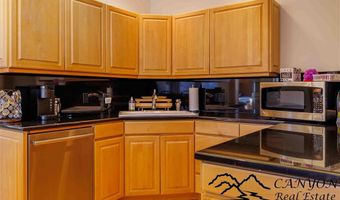 40 Castle Rock Rd, Cody, WY 82414