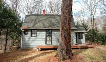 132 Dawn Dr, Becket, MA 01223